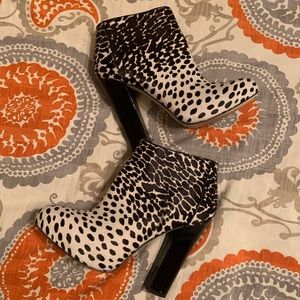 Ann Taylor Dalmatian booties